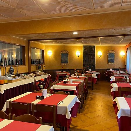 Hotel Mondial Rapallo Bagian luar foto