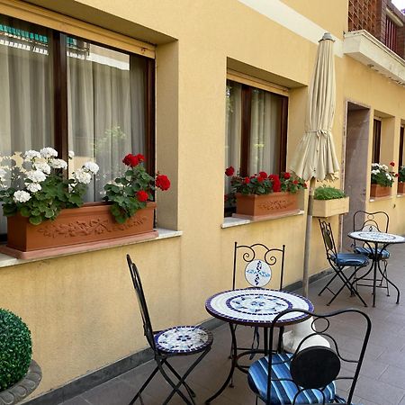 Hotel Mondial Rapallo Bagian luar foto