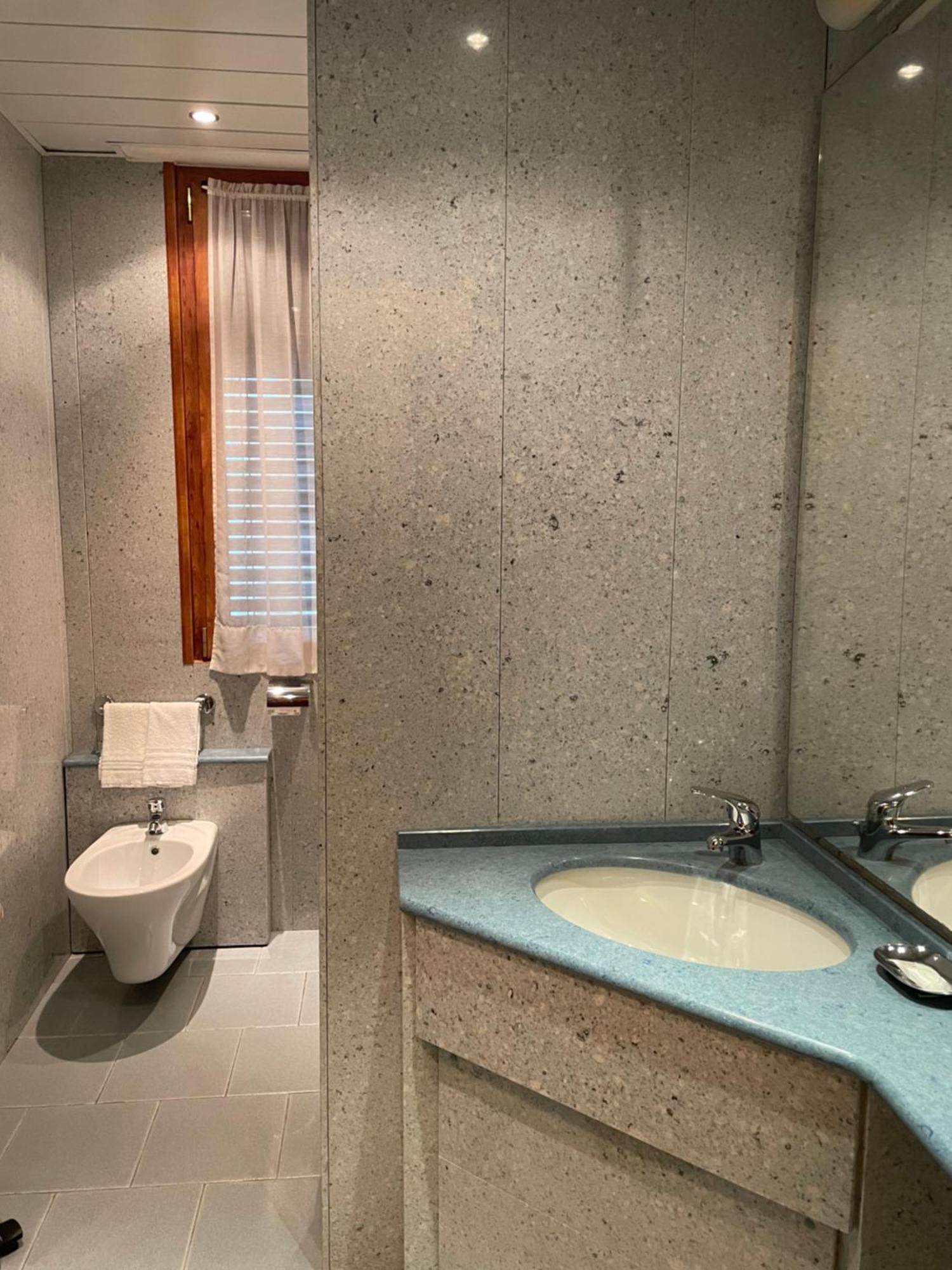 Hotel Mondial Rapallo Ruang foto