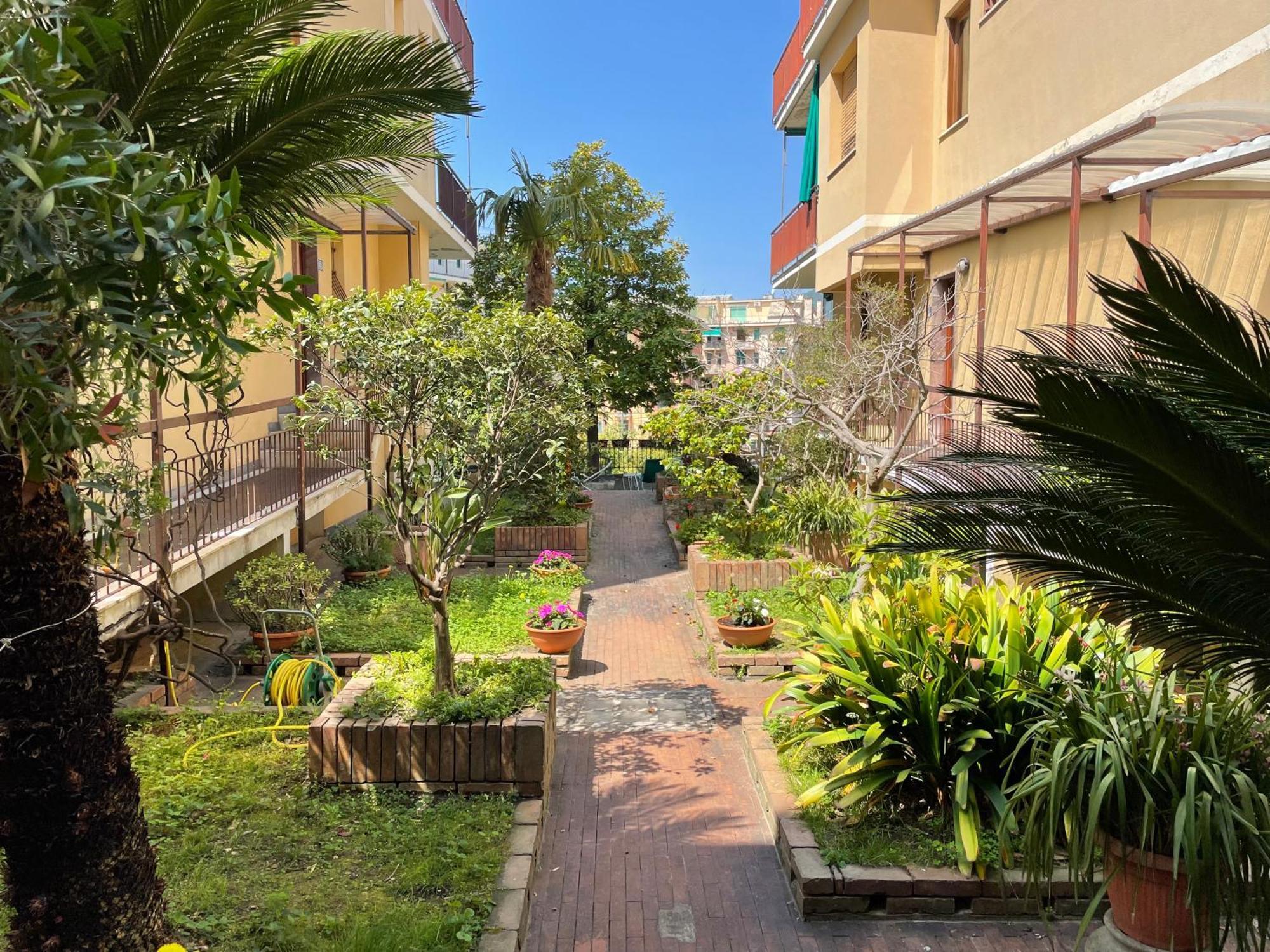 Hotel Mondial Rapallo Bagian luar foto